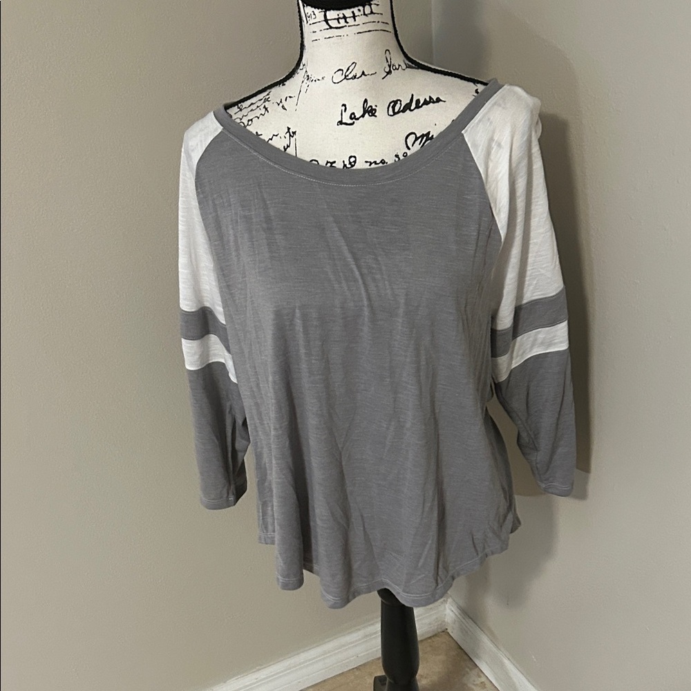 SO Gray and White Raglan Blouse
